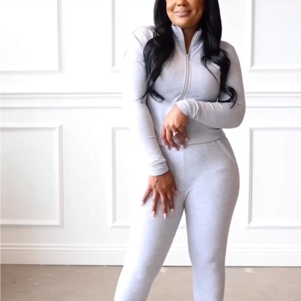 Fancy Homebody Gray Luxe Tracksuit -  XL NWT